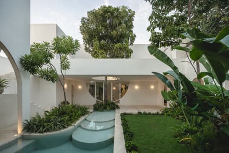 Eclipse House 